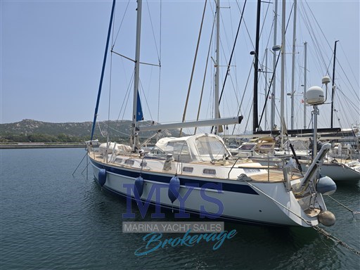 HALLBERG RASSY 48 (1)