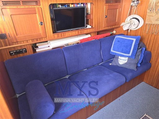 HALLBERG RASSY 48 (20)