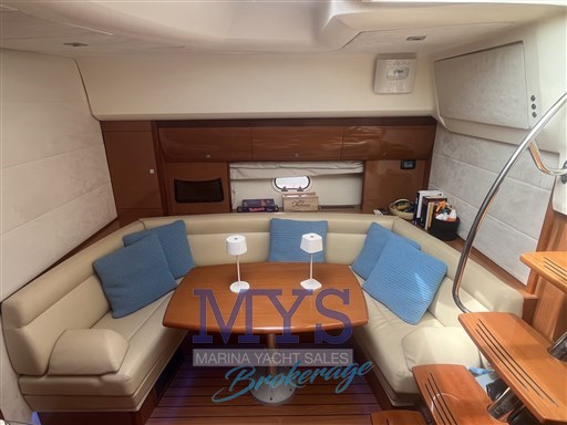 Prestige 42S (16)
