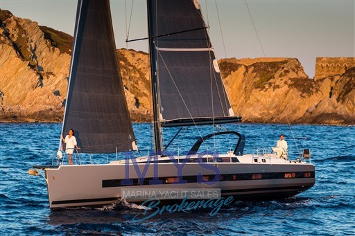 Beneteau Oceanis Yacht 62