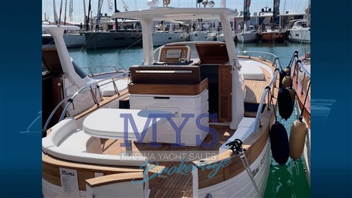 Mimì Libeccio 9.5 (2).jpg