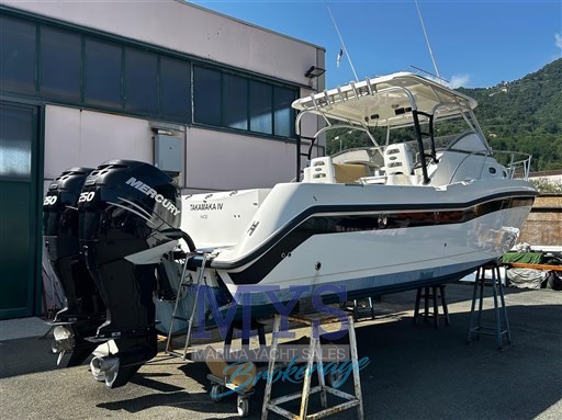Boston Whaler 305 Conquest