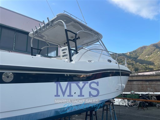 Boston Whaler 305 Conquest (5)