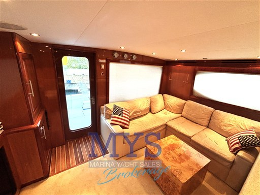 HATTERAS 54 (7)
