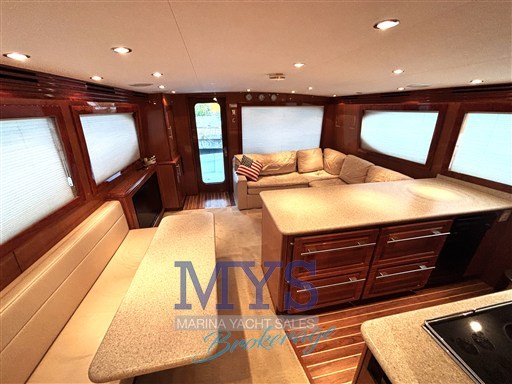 HATTERAS 54 (6)