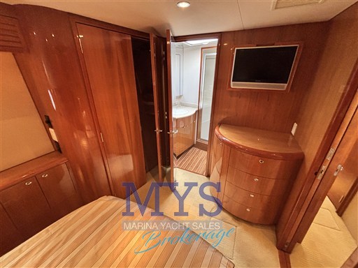 HATTERAS 54 (13)