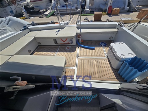 FERRETTI 40 ROADSTAR (18)