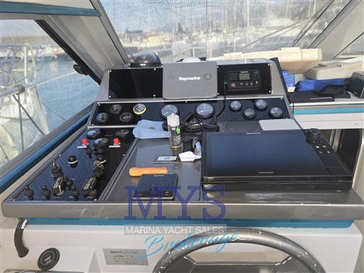 FERRETTI 40 ROADSTAR (1)