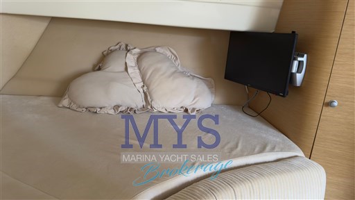 Cranchi Zaffiro 32 (13)