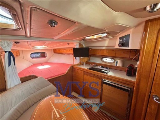 BAVARIA 32 SPORT (4)