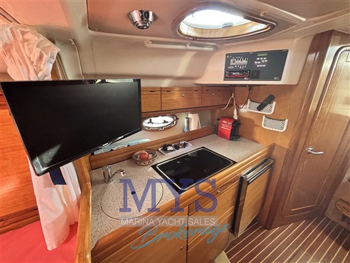 BAVARIA 32 SPORT (6)