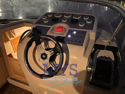 Manò marine 24 50 cabin (55)