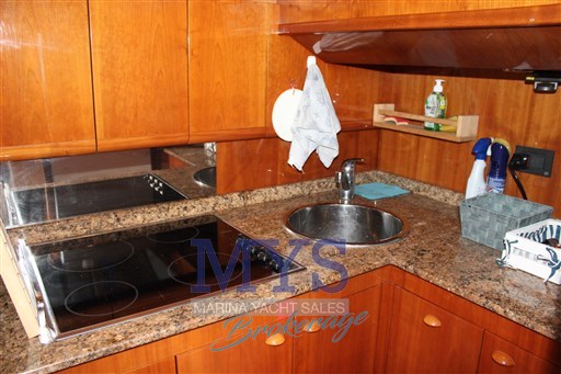 FERRETTI 430 (19)