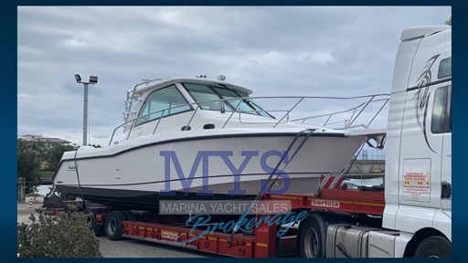 Boston Whaler 345 Conquest (16)