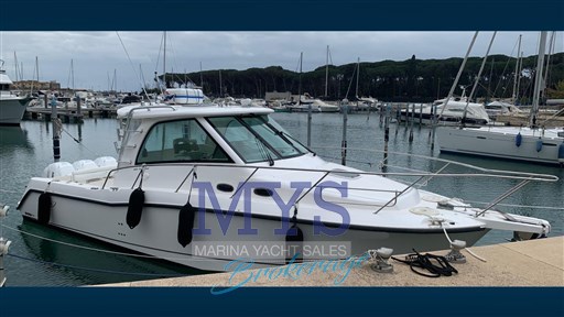 Boston Whaler 345 Conquest (4)