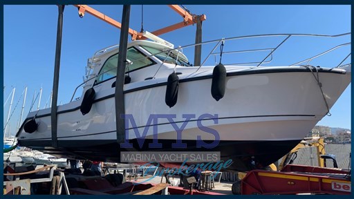 Boston Whaler 345 Conquest (14)