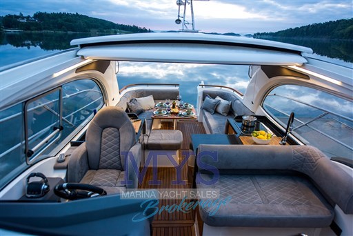Marex 360 Cabriolet Cruiser (11)
