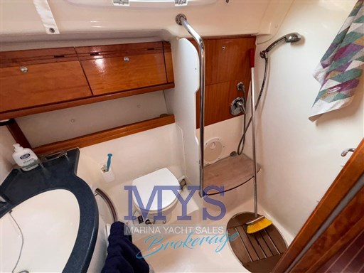 BAVARIA CRUISER 42 (3)