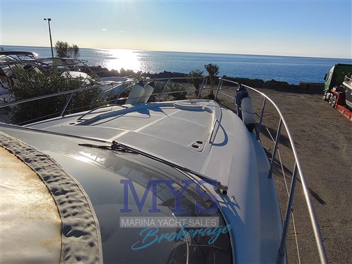 Sessa Marine C 42 HT