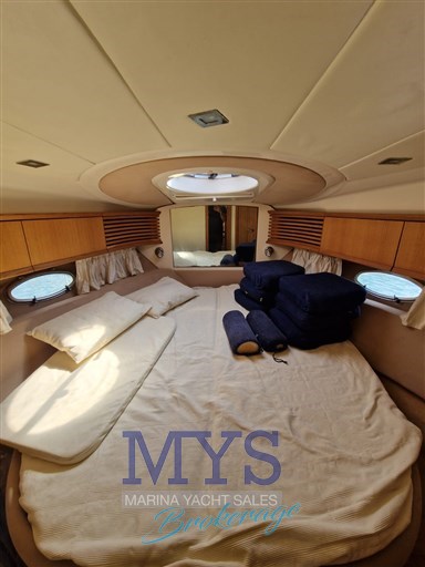 Sessa Marine C 42 HT