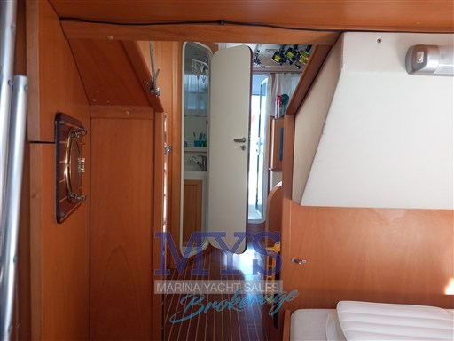 CAYMAN 30 FLY (8)