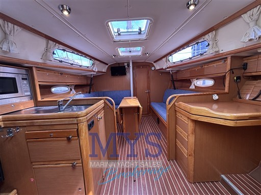 BAVARIA 34' CRUISER (12)