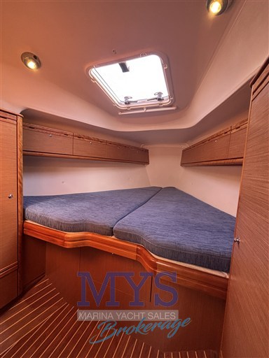 BAVARIA 34' CRUISER (8)