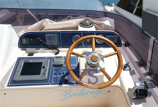 CAYMAN 42 FLY (24)