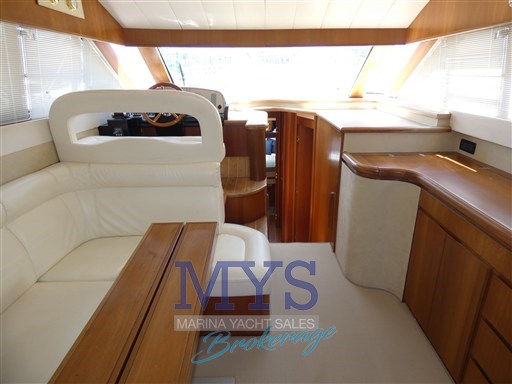 CAYMAN 42 FLY (2)