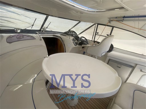 BAVARIA 38 HT (17)