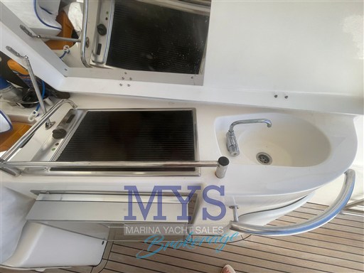 BAVARIA 38 HT (18)