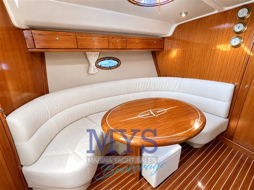 BAVARIA 38 HT (5)