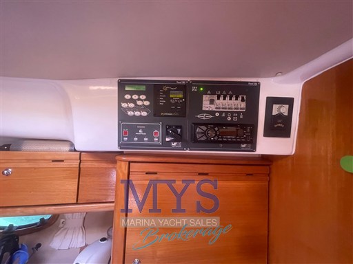 BAVARIA 38 HT (2)