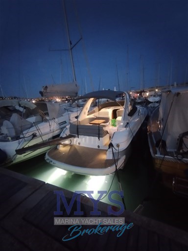 Bavaria 32