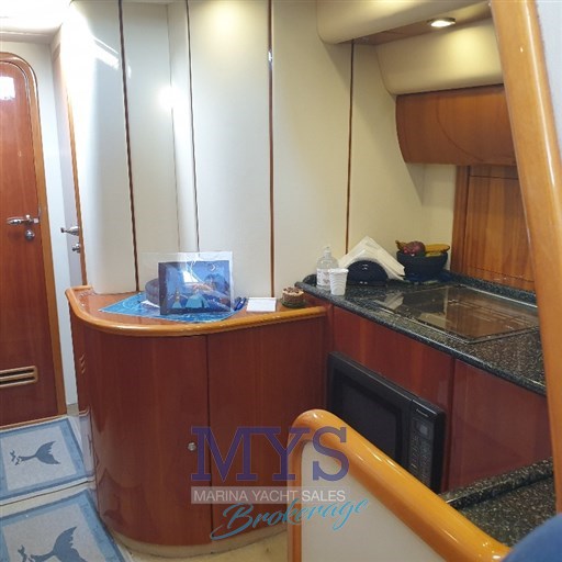 Princess V 42' (15)