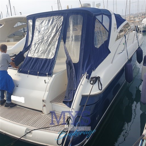 Princess Yachts V 42