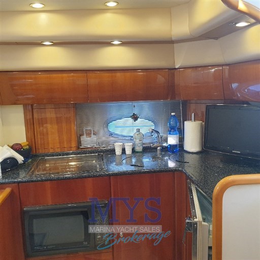 Princess V 42' (11)