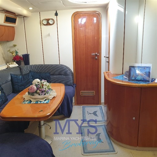 Princess V 42' (14)