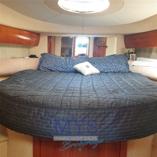 Princess V 42' (18)