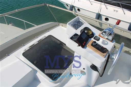 FERRETTI 39 (17)