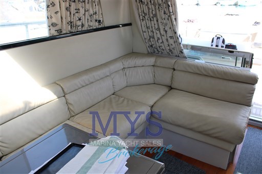 FERRETTI 39 (8)