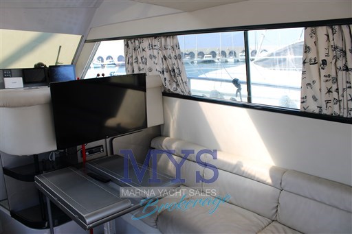 FERRETTI 39 (18)