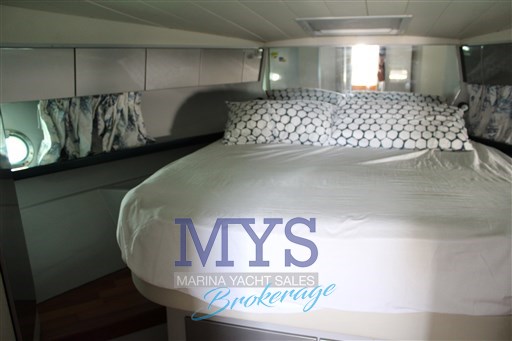 FERRETTI 39 (20)