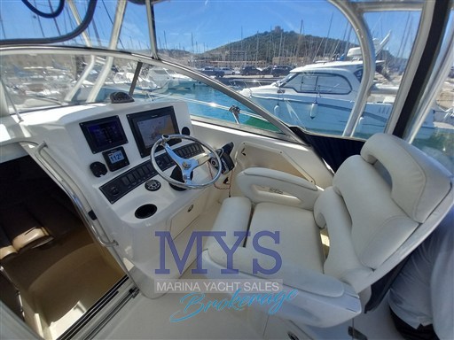 BOSTON WHALER 285 CONQUEST (33)