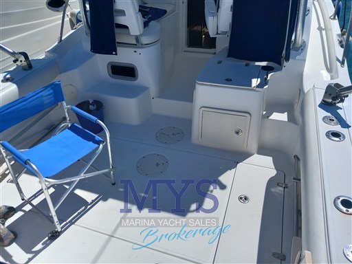 BOSTON WHALER 285 CONQUEST (34)