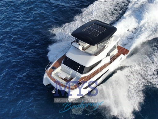 AVENTUA 38 FLY (2)