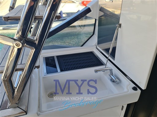 AZIMUT S6 SPORTFLY (10)