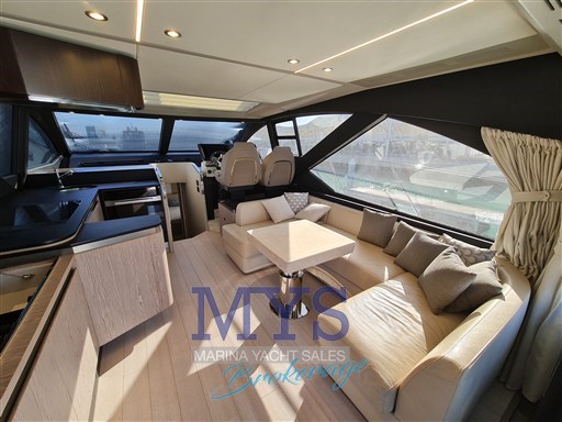 AZIMUT S6 SPORTFLY (12)
