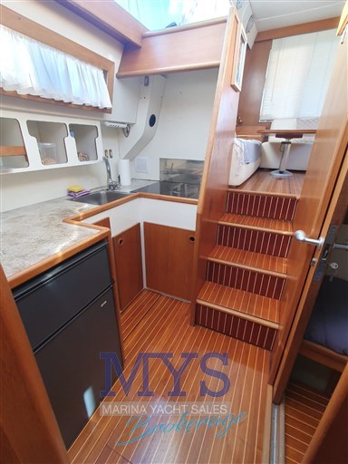 AZIMUT 43' (9)