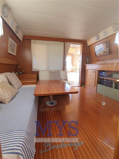 AZIMUT 43' (21)